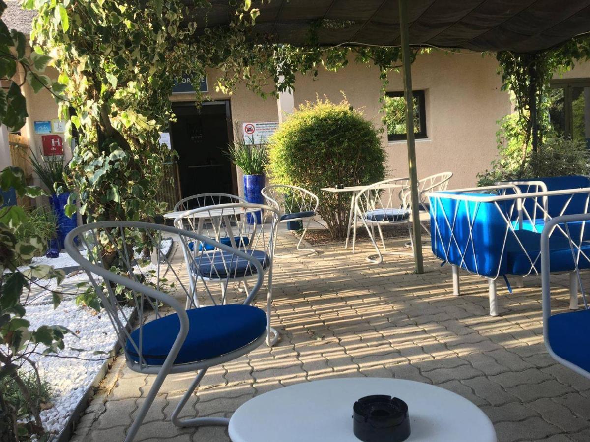 Hotel Cantosorgue L'Isle-sur-la-Sorgue Luaran gambar